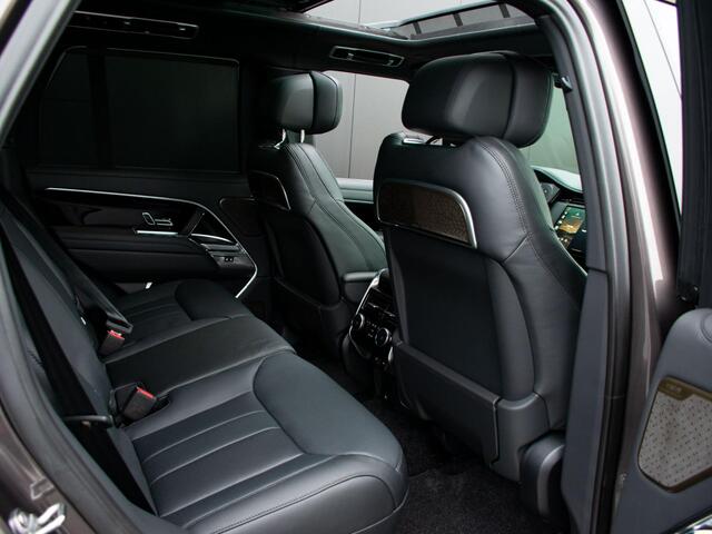 Land Rover RANGE ROVER P460e Autobiography NIEUW Trekhaak | Massage | Stoelkoeling | Schuif-/kantel Pano | 23'' Inch