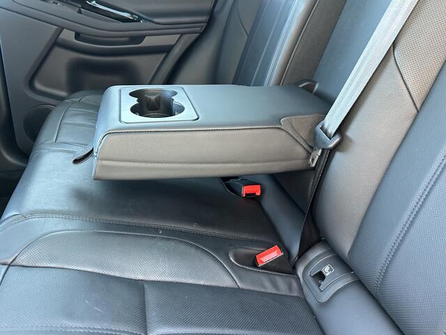 Land Rover RANGE ROVER EVOQUE P300e 309pk AWD R-Dynamic SE | NL auto | Nieuw door ons geleverd | Schuifdak |