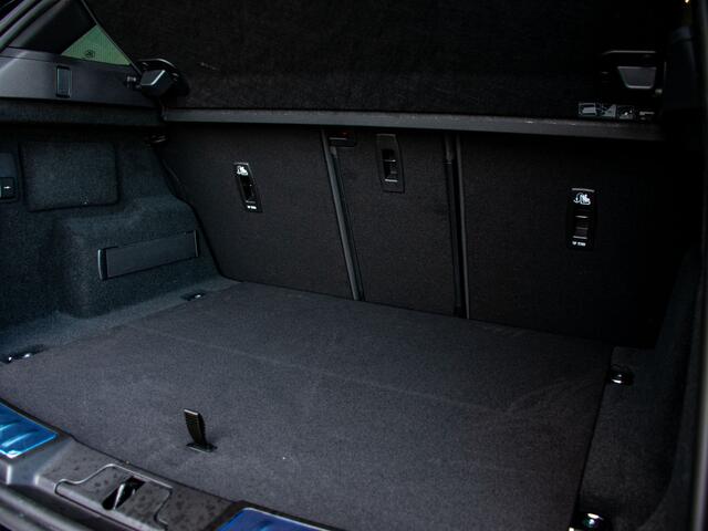 Land Rover RANGE ROVER EVOQUE 1.5 P270e PHEV AWD Dynamic SE Black Pack l Schuif- /kantel Pano l Adapt. Cruise l 20" Inch