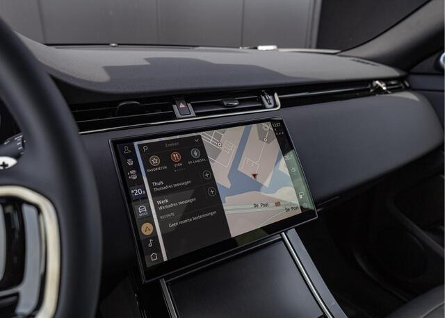 Land Rover RANGE ROVER EVOQUE 1.5 P300e PHEV AWD Dynamic SE Facelift l Black Pack l Schuif-/kantel Pano dak l l Adapt. Cruise l 20" l Carplay