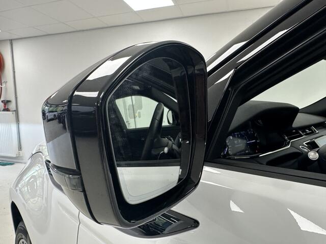 Land Rover RANGE ROVER EVOQUE 1.5 P300e AWD R-Dynamic SE | Black Line | Meridian | 20'' |