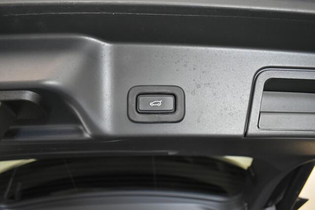 Land Rover RANGE ROVER EVOQUE 1.5 P300e AWD nw model EL aKlep Virtual Vol Leder Camera Keyless Stoel/Stuur Verw