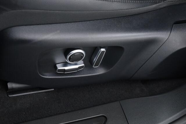 Land Rover RANGE ROVER EVOQUE 1.5 P300e AWD S | Afn. Trekhaak | 20'' | 360cam | Stoel- Stuurverw. | Dodehoekdet. | Apple CarPlay