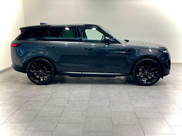 Land Rover RANGE ROVER SPORT 3.0 P440e Dynamic SE PHEV 23" l Panorama l BTW l 1e eigenaar
