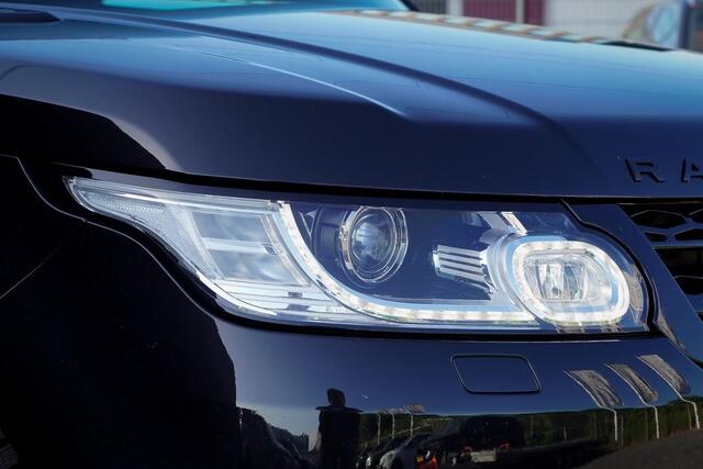 Land Rover RANGE ROVER SPORT 3.0 TDV6 HSE Dynamic / Pano / Carplay / Volledige Historie