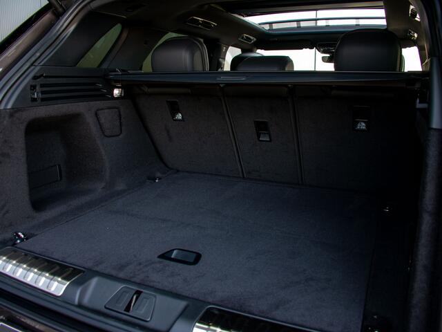 Land Rover RANGE ROVER SPORT 3.0 P460e SE PHEV Trekhaak l Schuif- /kantel Pano l Stoelventilatie l Black Pack l 23" Inch