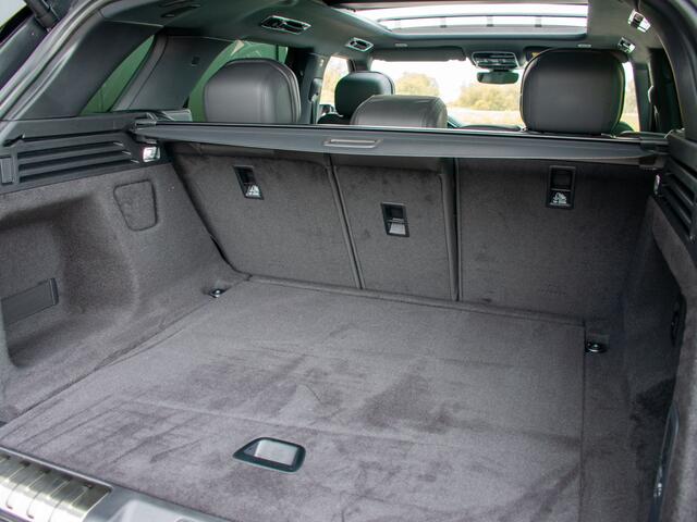 Land Rover RANGE ROVER SPORT 3.0 P460e SE PHEV Trekhaak l Schuif- /kantel Pano l Stoelventilatie l Black Pack l 23" Inch