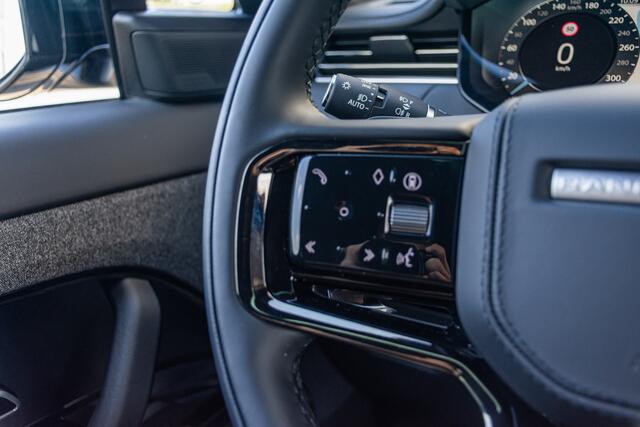 Land Rover RANGE ROVER SPORT 3.0 P550e Autobiography PHEV Trekhaak l Schuif- /kantel Pano l Stoelventilatie l Soft Close l Blackpack l 23" Inch