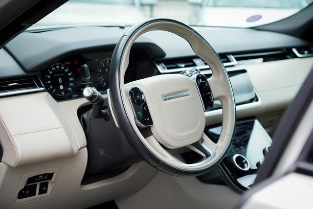 Land Rover Velar Range Rover 2.0 I4 Turbo AWD R-Dynamic HSE / Pano / Luchtvering / Massage / ACC