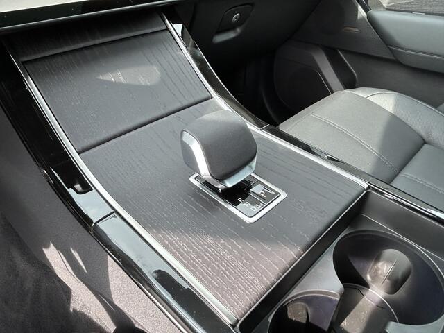 Land Rover Velar Range Rover P400e 404pk AWD Dynamic Edition PHEV | Adaptive Cruise | Panoramisch schuifdak | Dynamic Handling Pack |