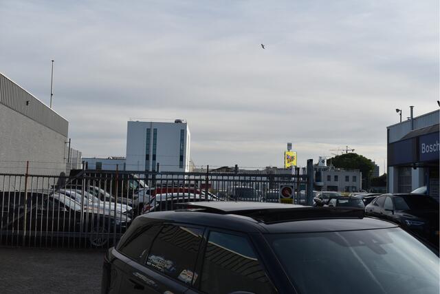 Land Rover Velar Range Rover 2.0 P250 Turbo AWD R-Dynamic, BOEKJES,NAP EN ONDERHOUDSHISTORIE