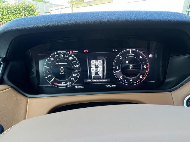 Land Rover Velar Range Rover 3.0 V6 AWD R-Dynamic SE Panorama | Meridian | Camera | Stoel verw./koeling