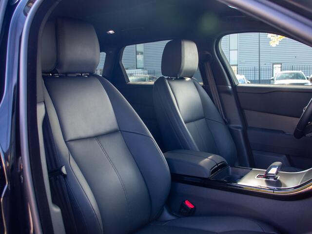 Land Rover Velar Range Rover 2.0 P400e AWD Dynamic SE PHEV Trekhaak | Black Pack | Adapt. Cruise | Meridan | 20 Inch