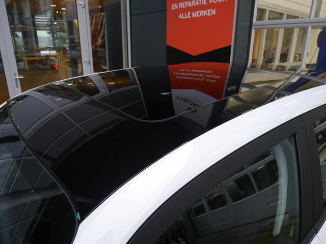 Leapmotor T03 Design 37.3 kWh | Nieuw | Uit voorraad leverbaar | Camera | Panoramadak | Adaptive cruise control | Dodehoek detectie | Lichtmetalen velgen