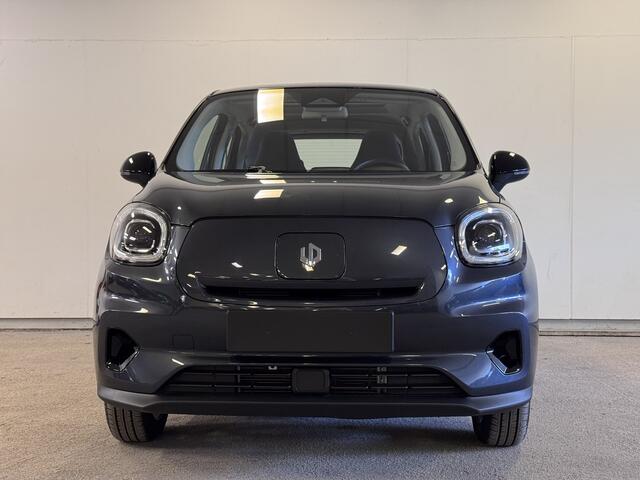 Leapmotor T03 Design 37.3 kWh Volledig Elektrisch met 265 km WLTP Range, Airconditioning, Panoramadak, Adaptive Cruise Control en Uit voorraad leverbaar!