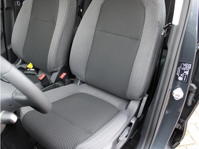 Leapmotor T03 Design 37.3 kWh | Automaat | Camera / Climate / Pano