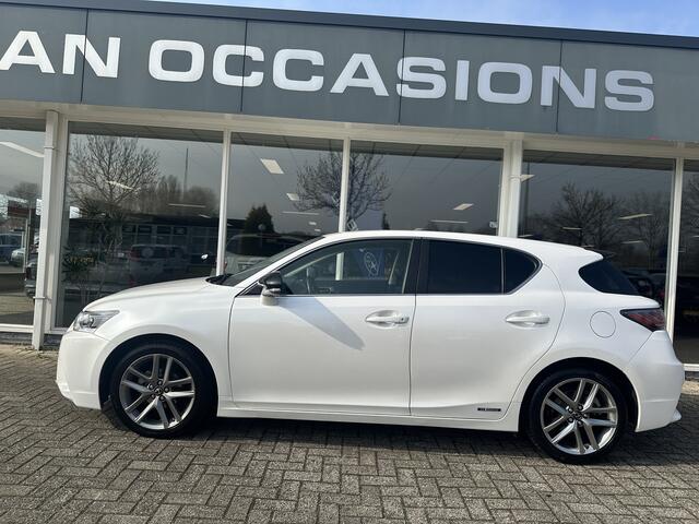 Lexus CT 200h Executive 17" LEDER,NAVI,CLIMA,CRUISE,CAMERA