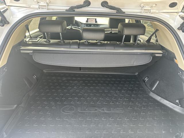 Lexus CT 200h Executive 17" LEDER,NAVI,CLIMA,CRUISE,CAMERA