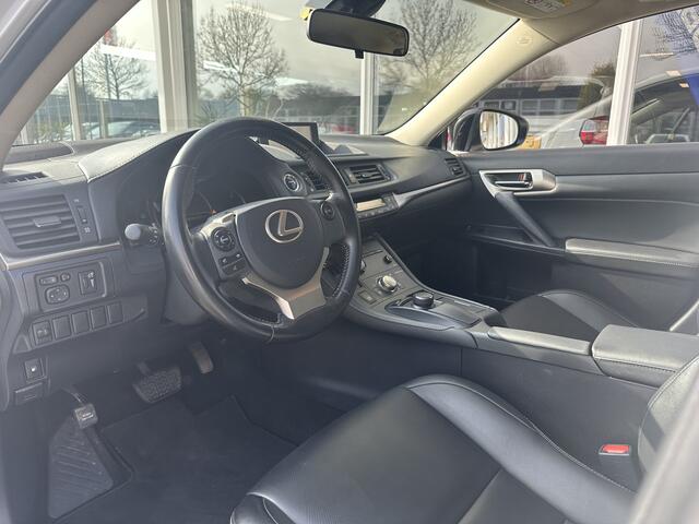Lexus CT 200h Executive 17" LEDER,NAVI,CLIMA,CRUISE,CAMERA
