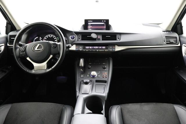 Lexus CT 200h Sport Edition | 17 Inch Lichtmetalen velgen | LED koplampen | Stoelverwarming | Dealeronderhouden