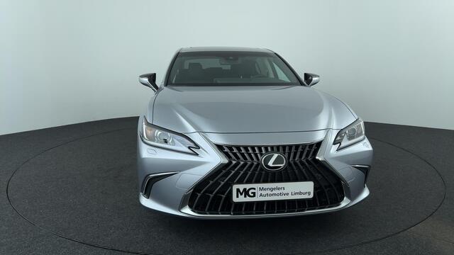Lexus Es 300h 35th Edition