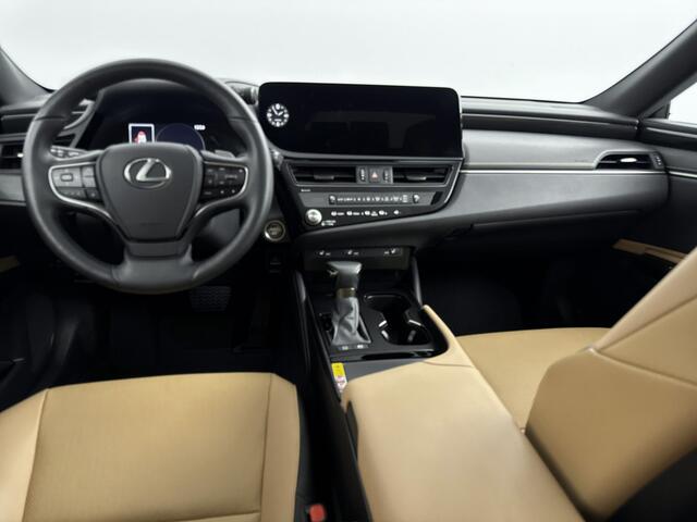 Lexus Es 300h Business Line | Sunroof | Stoel- en stuurverwarming | Carplay |