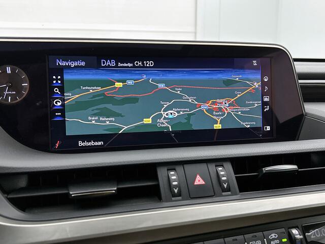 Lexus Es 300h Executive Line | Stoelverwarming en -ventilatie | Head-up Display | 360 graden camera | Schuifdak