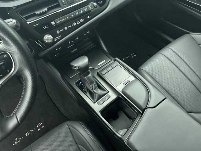 Lexus Es 300h F Sport Line | Adaptief Dempingsysteem | Mark Levinson | Stoelgeheugen |
