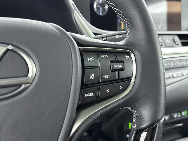 Lexus Es 300h Executive Line | Panoramic View | Stoel Verwarming & Koeling | Stoelgeheugen |