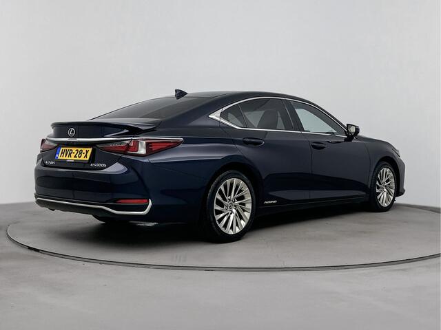 Lexus Es 300h President Line Limited | Elektrisch glazen schuif-/kanteldak | 360° Camera | Stoelverwarming -/ Ventilatie |