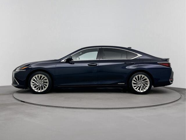 Lexus Es 300h President Line Limited | Elektrisch glazen schuif-/kanteldak | 360° Camera | Stoelverwarming -/ Ventilatie |