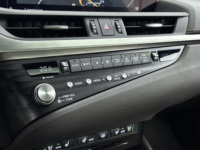 Lexus Es 300h President Line Limited | Elektrisch glazen schuif-/kanteldak | 360° Camera | Stoelverwarming -/ Ventilatie |
