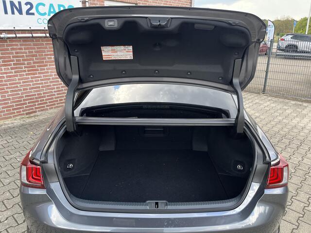 Lexus Es 300h F Sport Line *Mark Levinson*Head-Up*