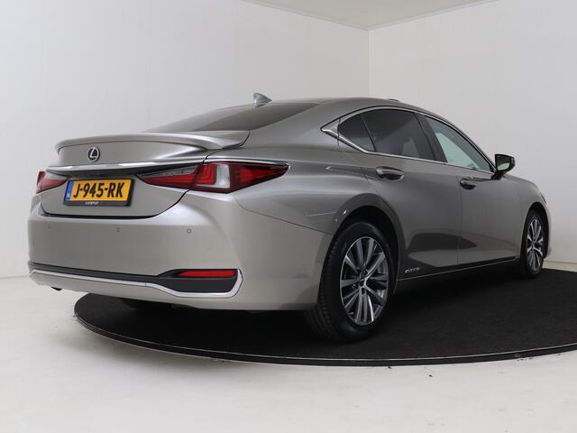 Lexus Es 300h Business Line | Sunroof | Lederen Bekleding | Apple Carplay & Android Auto |