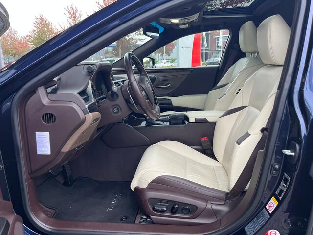 Lexus Es 300h President Line Autom. | Leder | Stoelverwarming+ventilatie | Mark Levinson Audio | Schuif-Kanteldak |