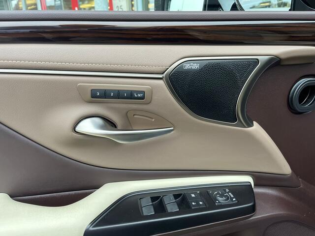 Lexus Es 300h President Line Autom. | Leder | Stoelverwarming+ventilatie | Mark Levinson Audio | Schuif-Kanteldak |