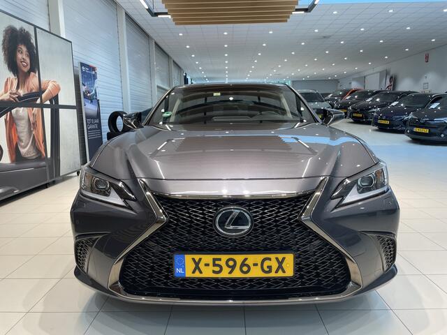 Lexus Es 300h Business F Sport Design