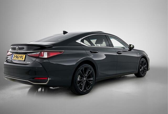 Lexus Es 300h F Sport Design