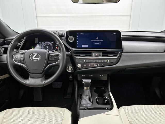 Lexus Es 300h F Sport Design