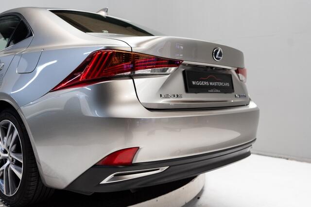 Lexus IS 300H HYBRID BUS.Line Pro, El.sch.dak, Ad.Cruise, Lane assist