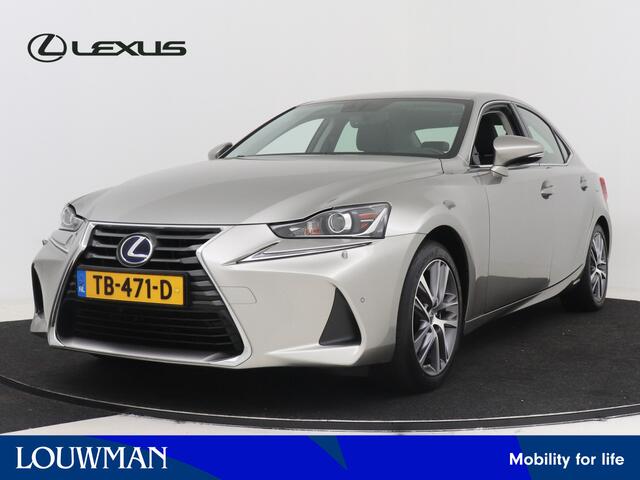 Lexus IS 300h Hybrid Business Line | Lexus Navigatie | Half Leer | Stoelverwarming | LED koplampen | Park Assist |