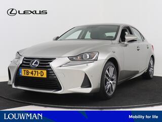 lexus-is-300h-hybrid-business-line-