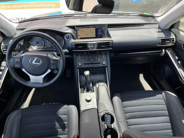 Lexus IS 300h Hybrid Business Line Pro | Navigatie |