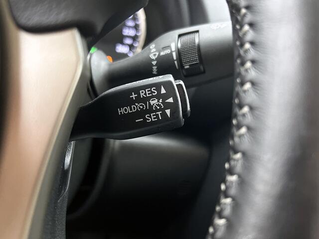 Lexus IS 300h Hybrid Business Line Pro