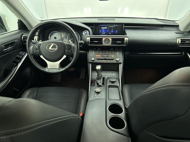 Lexus IS 300h 25th Edition | Dealer Onderhouden | Navigatie | Stoelverwarming |