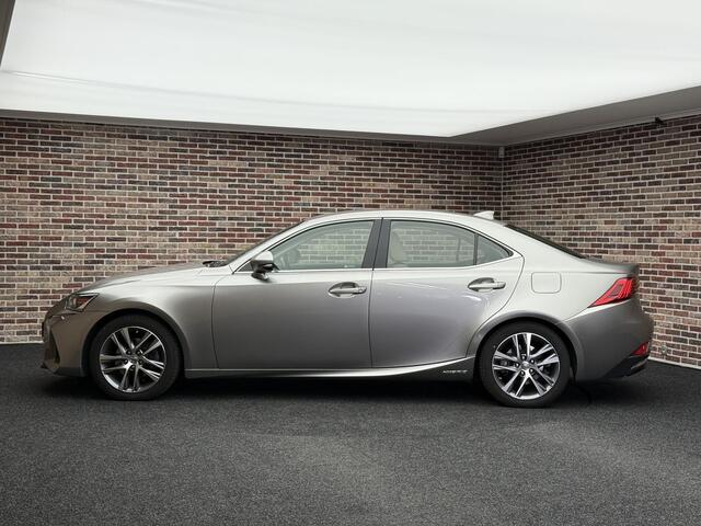 Lexus IS 300h Hybrid Business Line Safety-pack Luxery-pack