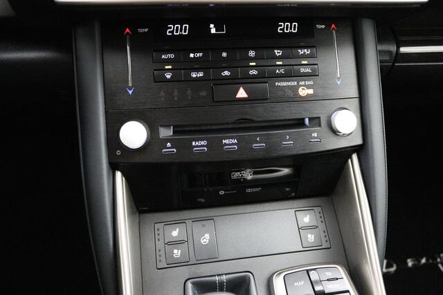 Lexus IS 300h Luxury Line | Mark Levinson | Stoelkoeling | Blind Spot Monitor | Stoelgeheugen