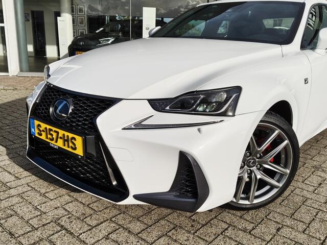 Lexus IS 300h Hybrid F-Sport Line | Navi | Dashcam v/a | Leder |