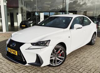 lexus-is-300h-hybrid-f-sport-line-