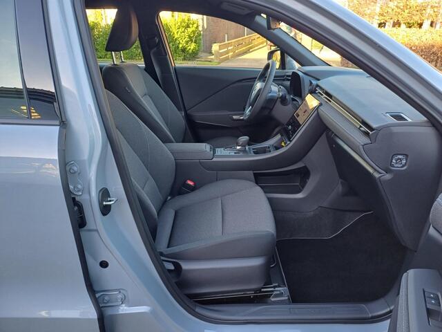 Lexus LBX 2WD Safety Pack